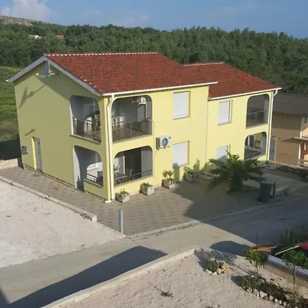 Fuer 6 Personen Holiday home *